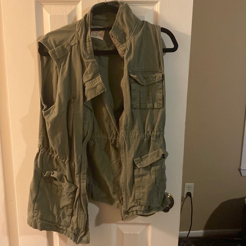 Army green vest